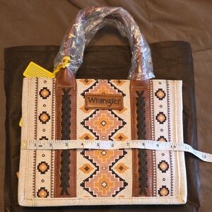 Wrangler Aztec Patterned Tote in Tan and Brown
